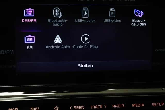 Kia Ceed Sportswagon (2023) thumbnail 6