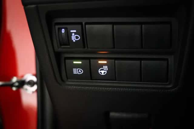 Toyota Yaris (2023) thumbnail 4