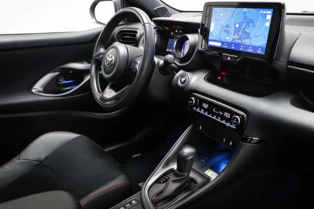 Toyota Yaris (2023) thumbnail 5