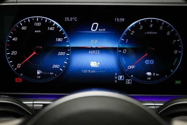 Mercedes-Benz GLE (2023) thumbnail 5