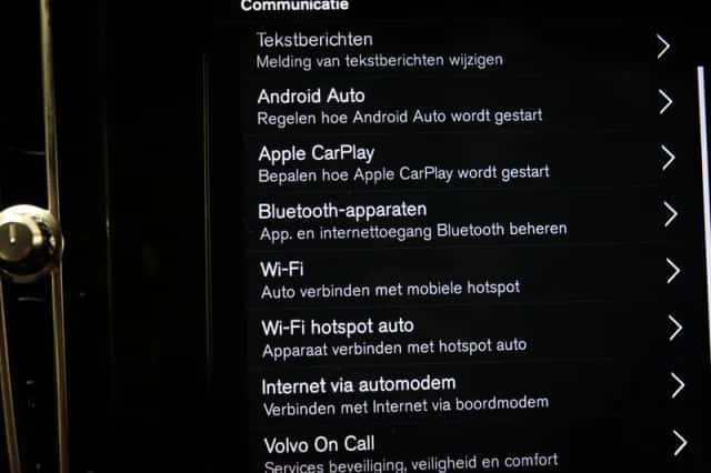 Volvo XC40 (2018) thumbnail 6
