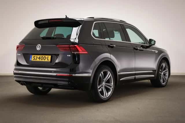 Volkswagen Tiguan (2018) thumbnail 2