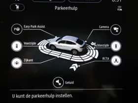 Renault Arkana (2021) thumbnail 45