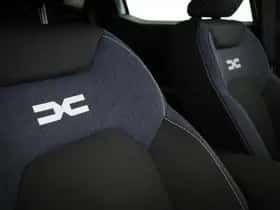 Dacia Duster (2025) thumbnail 9