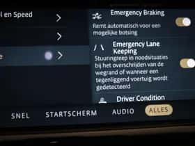 Land Rover Discovery Sport (2023) thumbnail 52