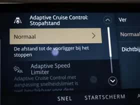 Land Rover Discovery Sport (2023) thumbnail 9