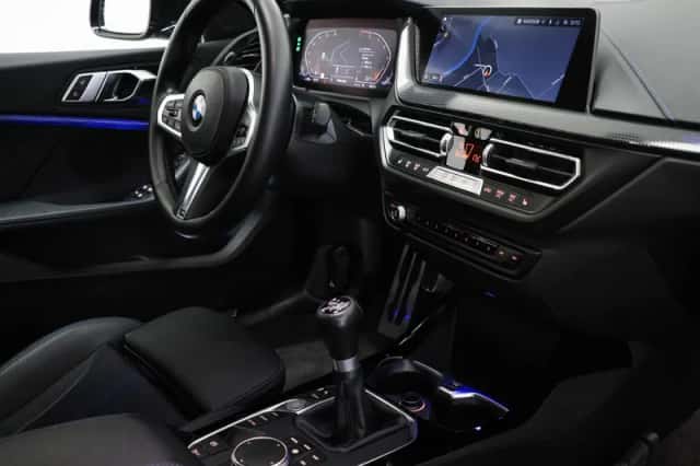 BMW 1-Serie (2021) thumbnail 3