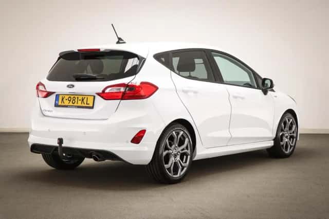 Ford Fiesta (2021) thumbnail 2