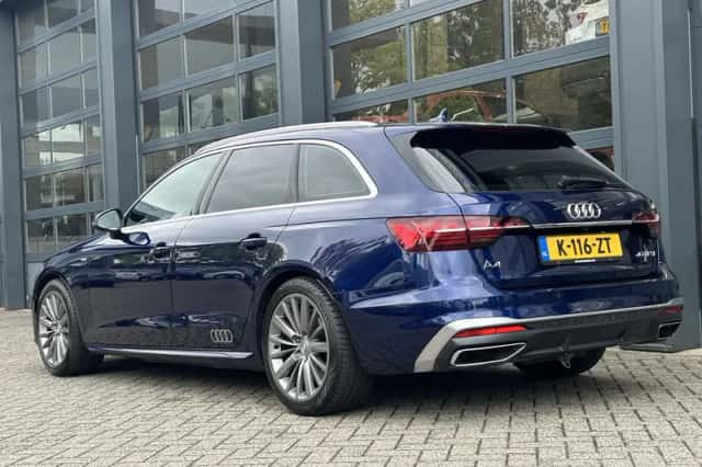 Audi A4 (2020) thumbnail 2