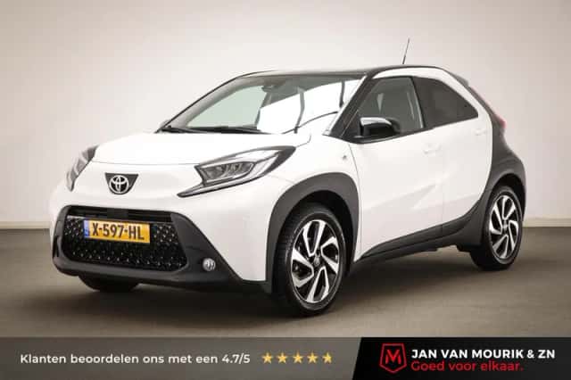 Toyota Aygo (2023) thumbnail 1
