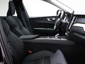 Volvo XC60 (2025) thumbnail 13