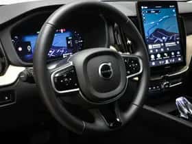 Volvo XC60 (2025) thumbnail 38