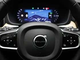 Volvo XC60 (2025) thumbnail 39