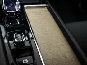 Volvo XC60 (2025) thumbnail 42