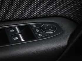 Renault Captur (2025) thumbnail 25