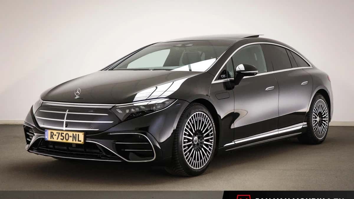 Mercedes-Benz EQS (2022) — foto 1