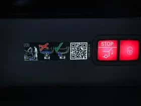 Mercedes-Benz EQS (2022) thumbnail 23