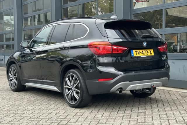 BMW X1 (2017) thumbnail 2