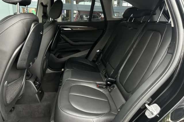 BMW X1 (2017) thumbnail 5