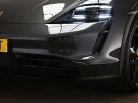 Porsche Taycan (2021) thumbnail 19