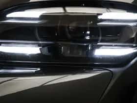 Porsche Taycan (2021) thumbnail 20