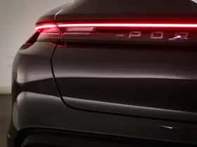 Porsche Taycan (2021) thumbnail 29