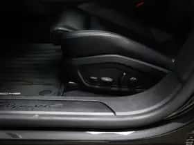 Porsche Taycan (2021) thumbnail 34
