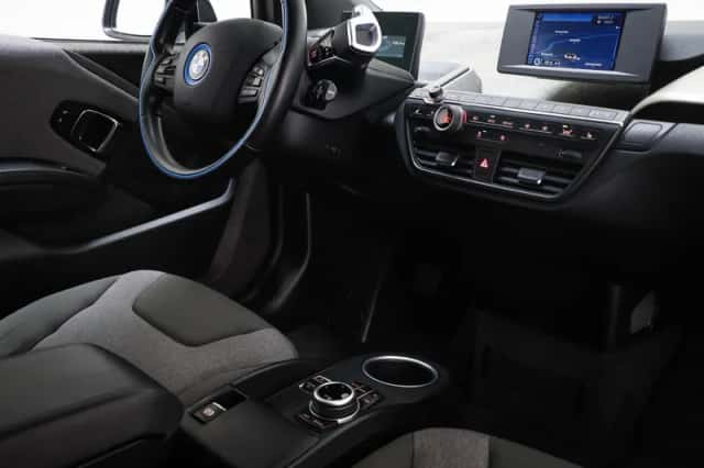 BMW i3 (2017) thumbnail 4