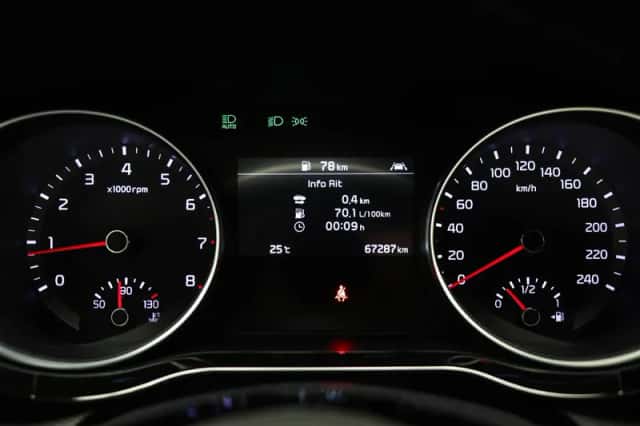 Kia XCeed (2020) thumbnail 4
