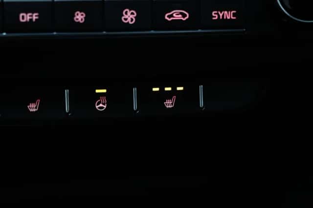 Kia XCeed (2020) thumbnail 5
