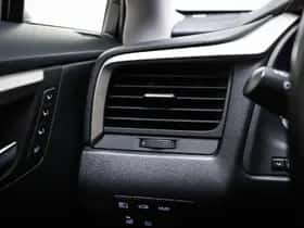 Lexus RX (2019) thumbnail 39