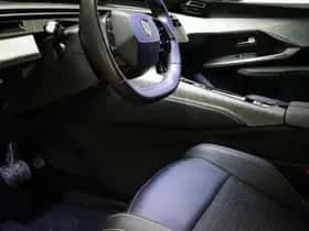 Peugeot e-3008 (2024) thumbnail 32