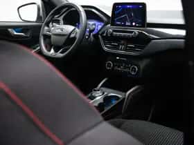 Ford Kuga (2023) thumbnail 12
