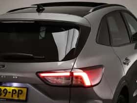 Ford Kuga (2023) thumbnail 7