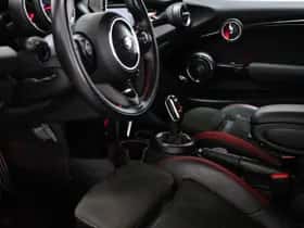 MINI Cooper (2018) thumbnail 31