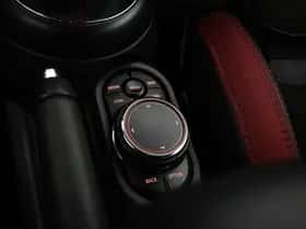 MINI Cooper (2018) thumbnail 39