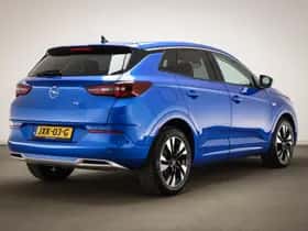 Opel Grandland (2023) thumbnail 2