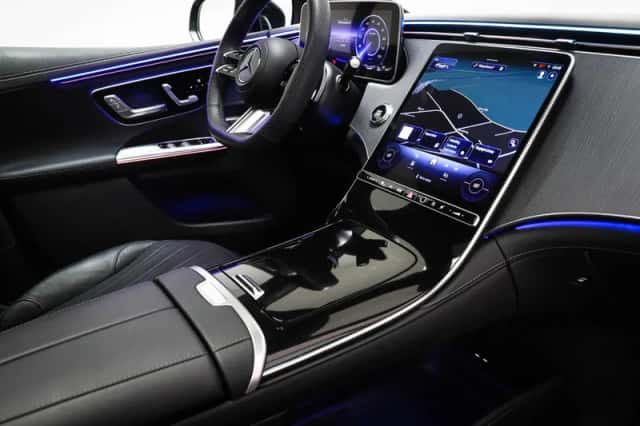 Mercedes-Benz EQE (2024) thumbnail 3