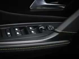 Peugeot 408 (2024) thumbnail 33