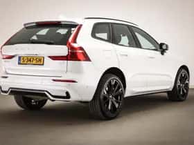 Volvo XC60 (2023) thumbnail 2