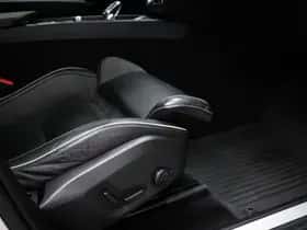 Volvo XC60 (2023) thumbnail 13