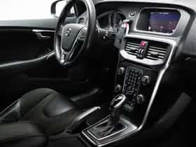 Volvo V40 (2017) thumbnail 3