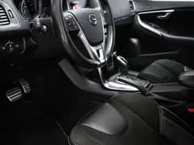 Volvo V40 (2017) thumbnail 24