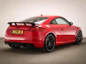 Audi TT (2018) thumbnail 2