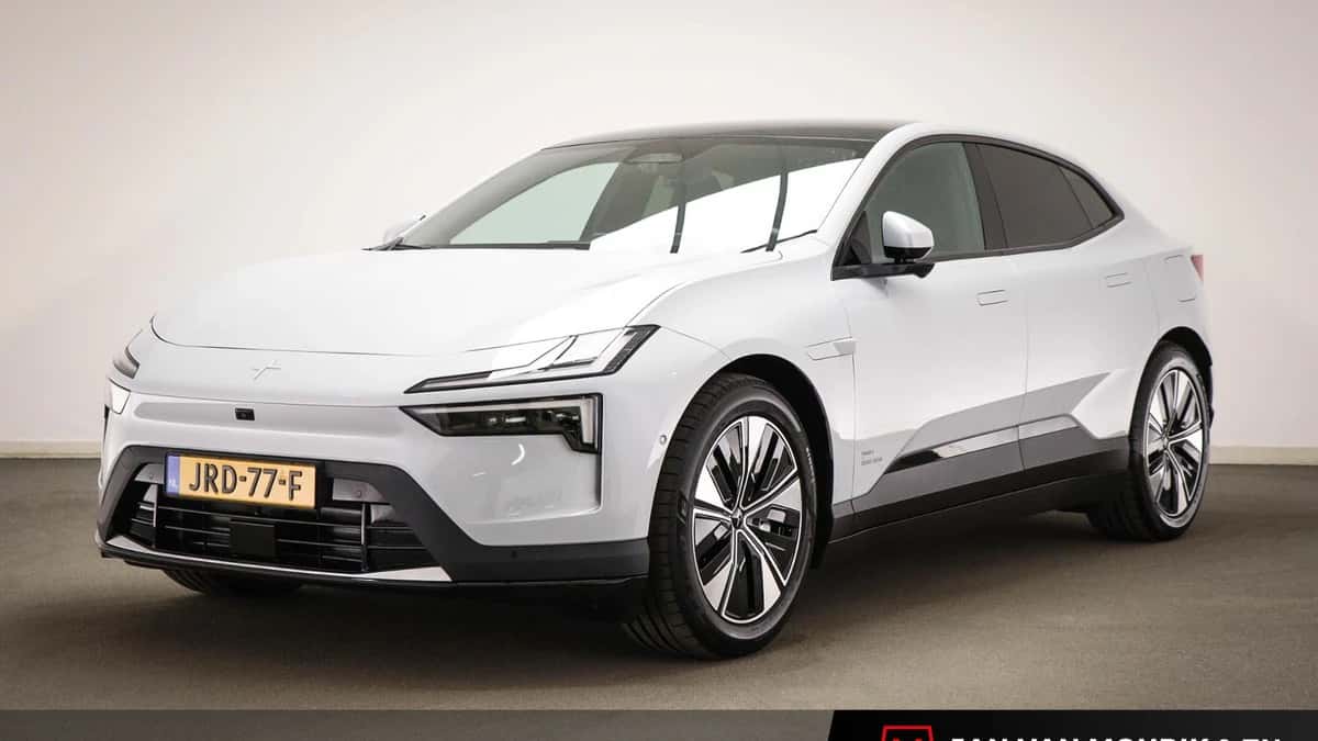 Polestar 4 (2025) — foto 1