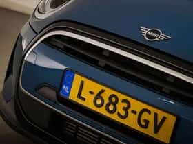 MINI Cooper (2021) thumbnail 13