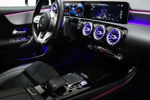 Mercedes-Benz A-Klasse (2018) thumbnail 3