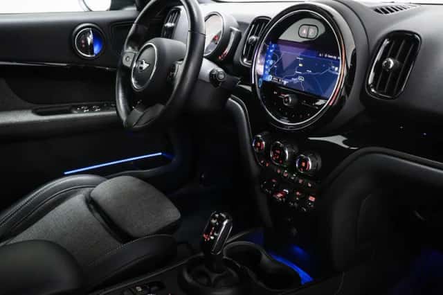 MINI Countryman (2022) thumbnail 3