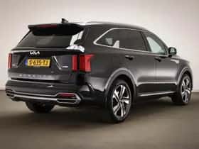 Kia Sorento (2022) thumbnail 2