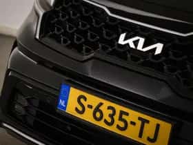 Kia Sorento (2022) thumbnail 17